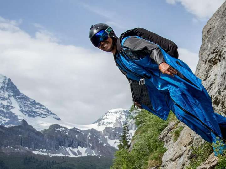 Digitaler BASE-Jump Infoweg