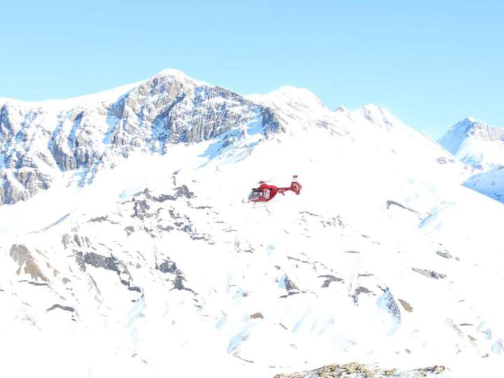 Helicopter sightseeing flights with Air-Glaciers