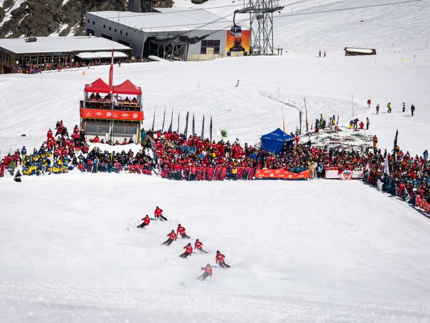 Swiss Snow Happening