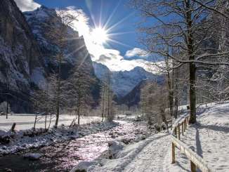 Winter in the Lauterbrunnen Valley: The Lütschine River in Lauterbrunnen.