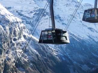 The new Schilthornbahn 20XX takes passengers up to the Schilthorn.